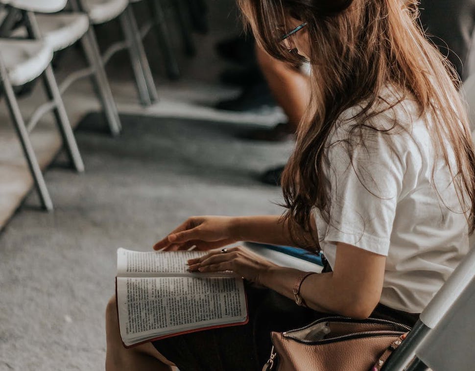 Lectio Divina has a list of steps to follow. These 4, 5, 7 step examples will help you practice this spiritual contemplative bible reading.